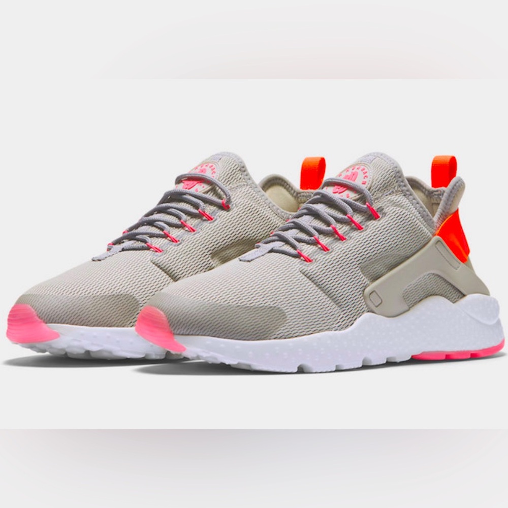 Nike Air Huarache women’s